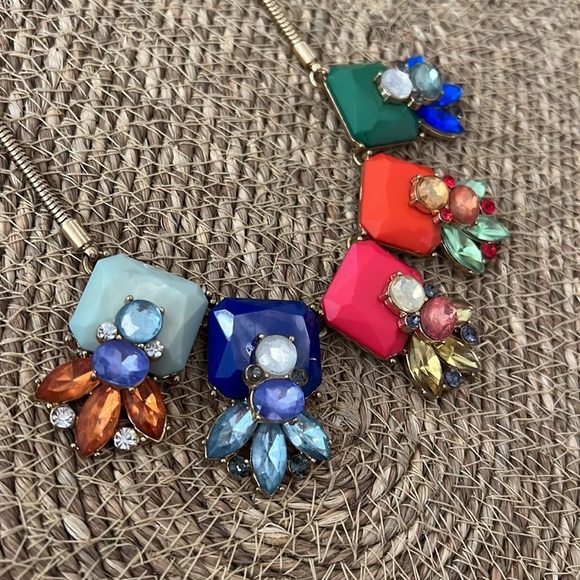 MULTI COLOR NECKLACE - Picture 11 of 13